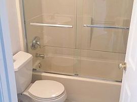 3 Beds 1 Bath in Ballwin, MO (Photo 5 of 6)