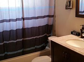 3 Beds 1 Bath in Posen, IL (Photo 4 of 7)