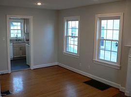  2422 Mount Claire Ave, Louisville, Ky 40217 3 Beds 1 Bath 1,15 in Louisville, KY (Photo 2 of 6)