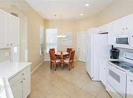 5135 Highbury Cir, Sarasota, Fl 34238 2 Beds 2 Baths 1,720 Sqft in Sarasota, FL (Photo 10 of 12)