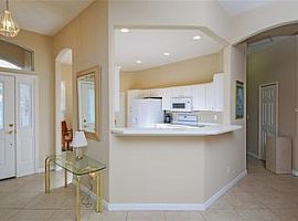 5135 Highbury Cir, Sarasota, Fl 34238 2 Beds 2 Baths 1,720 Sqft in Sarasota, FL (Photo 4 of 12)