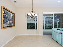 5135 Highbury Cir, Sarasota, Fl 34238 2 Beds 2 Baths 1,720 Sqft in Sarasota, FL (Photo 6 of 12)