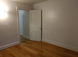 386 W Allen St, Allentown, Pa in Allentown, PA (Photo 4 of 9)