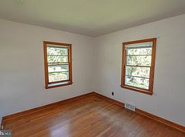 59 Downing St, Harpers Ferry, Wv 25425 in Harpers Ferry, WV (Photo 4 of 12)