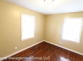 925 T St, Birmingham, Al 35235 3 Beds 1 Bath 1,375 Sqft  in Birmingham, AL (Photo 4 of 9)
