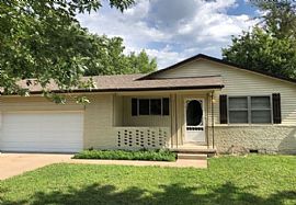 10155 E 22nd St,Tulsa, Ok 74129  in Tulsa, OK