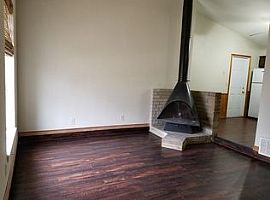 2509 Se 45th St, Oklahoma City, Ok 73129 3 Beds 1 Bath 891 Sqft in Oklahoma City, OK (Photo 5 of 7)