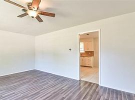 418 E Lavender Ln, Arlington Rent 750 Deposit 750 Total 1500 in Arlington, TX (Photo 7 of 12)