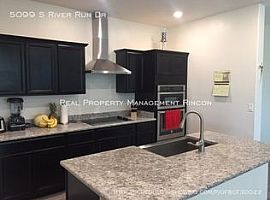 5099 S River Run Dr, Tucson, Az 85746 in Tucson, AZ (Photo 2 of 10)