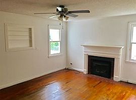  113 S Estate Dr, Greenville, Sc 29605 2 Beds 1 Bath 1,000 Sqft in Greenville, SC (Photo 11 of 11)