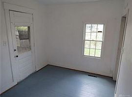 2640 Ashton Ln, Dayton, Oh 45420 2 Beds 1 Bath 654 Sqft in Dayton, OH (Photo 6 of 9)