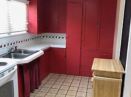 331 Wonder St, Reno, Nv 89502 1 Bed 1 Bath 545 Sqft in Reno, NV (Photo 7 of 9)