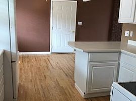 1305 2nd West Hill Dr, Great Falls, Mt 59404 4 Beds 2 Baths 2,2 in Great Falls, MT (Photo 7 of 8)