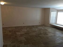 1455 E Louis Way, Tempe, Az 85284 5 Beds 3 Baths in Tempe, AZ (Photo 4 of 8)