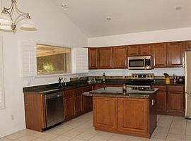 7856 W Kristal Way, Glendale, Az 85308 5 Beds 3 Baths in Glendale, AZ (Photo 2 of 5)