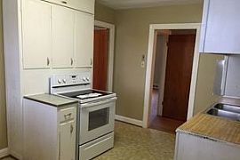 123 Alton Rd, Shelbyville, Ky 40065 Contact/me 4063445061  in Shelbyville, KY (Photo 4 of 11)