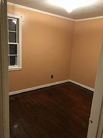 249 Meadowdale Dr, Rent Is $500 and Deposit Is $500 in Warner Robins, GA (Photo 5 of 5)