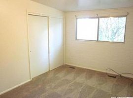 S Adams St Salt Lake City, Ut 84115 2 Beds 1 Bath 928 Sqft in Salt Lake City, UT (Photo 2 of 8)