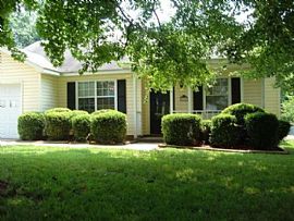1801 Teddington Dr, Charlotte, Nc 28214 Contact/me 4063445061  in Charlotte, NC