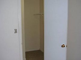 1801 Teddington Dr, Charlotte, Nc 28214 Contact/me 4063445061  in Charlotte, NC (Photo 7 of 9)