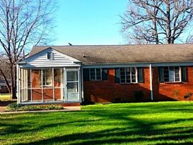 502 Elmhurst Rd, Charlotte, Nc 28209 Contact/me 4063445061  in Charlotte, NC