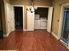  284 Meadowbrook Dr, Cadiz, Ky 42211 3 Beds 2 Baths 2,000 Sqft in Cadiz, KY (Photo 9 of 12)