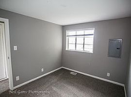  4649 W 88th Pl, Hometown, Il 60456 2 Beds 1 Bath 744 Sqft in Hometown, IL (Photo 5 of 7)