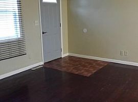 7242 S 24th Ave, Bellevue, Ne 68147 4 Beds 2 Baths 1,488 Sqft in Bellevue, NE (Photo 2 of 3)