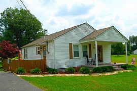 3b,2b Newer House in Palma, KY