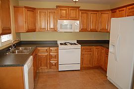 3b,2b Newer House in Palma, KY (Photo 3 of 12)