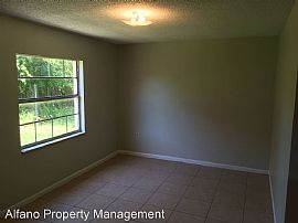 Two Bedroom Apartment in Orlando, FL