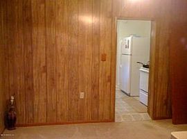 823 Fernway St, Jacksonville, Fl 32208 2 Beds 1 Bath 1,383 Sqft in Jacksonville, FL (Photo 3 of 10)