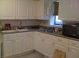 823 Fernway St, Jacksonville, Fl 32208 2 Beds 1 Bath 1,383 Sqft in Jacksonville, FL (Photo 7 of 10)