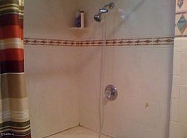 823 Fernway St, Jacksonville, Fl 32208 2 Beds 1 Bath 1,383 Sqft in Jacksonville, FL (Photo 8 of 10)