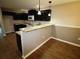 5920 Larosa St, Pensacola, Fl 32526 3 Beds 2 Baths 1,310 Sqft in Pensacola, FL (Photo 7 of 9)