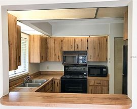 2 Bed 2 Bath 4409 Prairie Ct #a Orlando Fl in Orlando, FL (Photo 10 of 12)