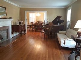 1034 Karlaney Ave, Cayce, Sc 29033 4 Beds 2 Baths in Cayce, SC (Photo 3 of 8)