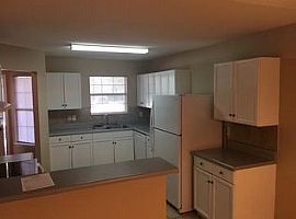 197 Leeswood Cir, Brunswick, Ga 31525 3 Beds 2 Baths in Brunswick, GA (Photo 2 of 6)