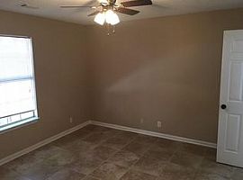 197 Leeswood Cir, Brunswick, Ga 31525 3 Beds 2 Baths in Brunswick, GA (Photo 5 of 6)