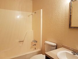 1826 Runnels Rd # B,  Mobile, Al 36605 in Mobile, AL (Photo 2 of 8)