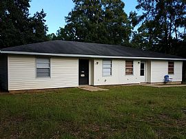 1826 Runnels Rd # B,  Mobile, Al 36605 in Mobile, AL (Photo 8 of 8)