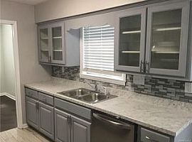  1348 Pampas Pt, Montgomery, Al 36117 4 Beds 2 Baths 1,522 Sqft in Montgomery, AL (Photo 8 of 10)