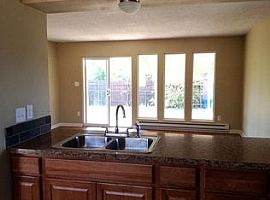 5838 Newport St, Rent Is $500 and Also The Deposit Is $500 in Commerce City, CO (Photo 3 of 8)