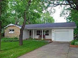 471 Agnes Dr, Madison, Wi 53711 in Madison, WI