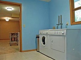 471 Agnes Dr, Madison, Wi 53711 in Madison, WI (Photo 9 of 9)