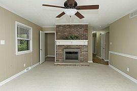 3-5 Bedroom Home, Lansdowne, 3,400 Sq Ft. in Lexington, KY (Photo 3 of 10)