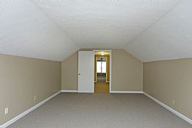 3-5 Bedroom Home, Lansdowne, 3,400 Sq Ft. in Lexington, KY (Photo 9 of 10)