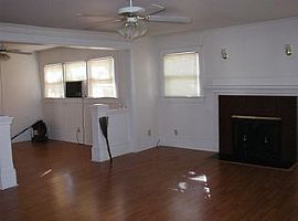 105 Jackson St, Gurley, Al 35748  (747) 444-3766 in Gurley, AL (Photo 3 of 7)