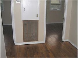 532 S Richards St, Florence, Al 35630  (747) 444-3766 in Florence, AL (Photo 5 of 6)