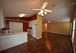 606 W Roxbury Rd, Dothan, Al 36305  (747) 444-3766 in Dothan, AL (Photo 5 of 9)